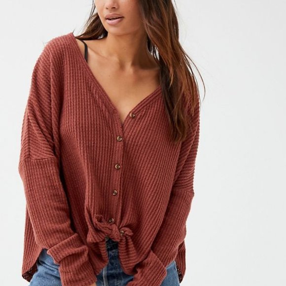 Out From Under (Urban Outfitters) 'Jojo' Waffle Knit Thermal Top - Picture 3 of 7